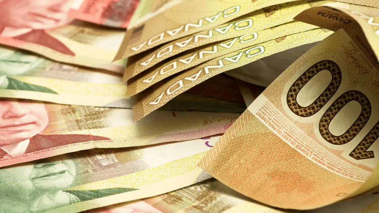 All the benefit cheques coming in June in Canada [Video]