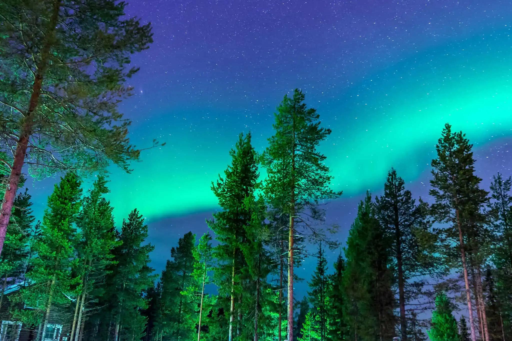 Chance to see northern lights continues over parts of Ontario and Canada [Video]