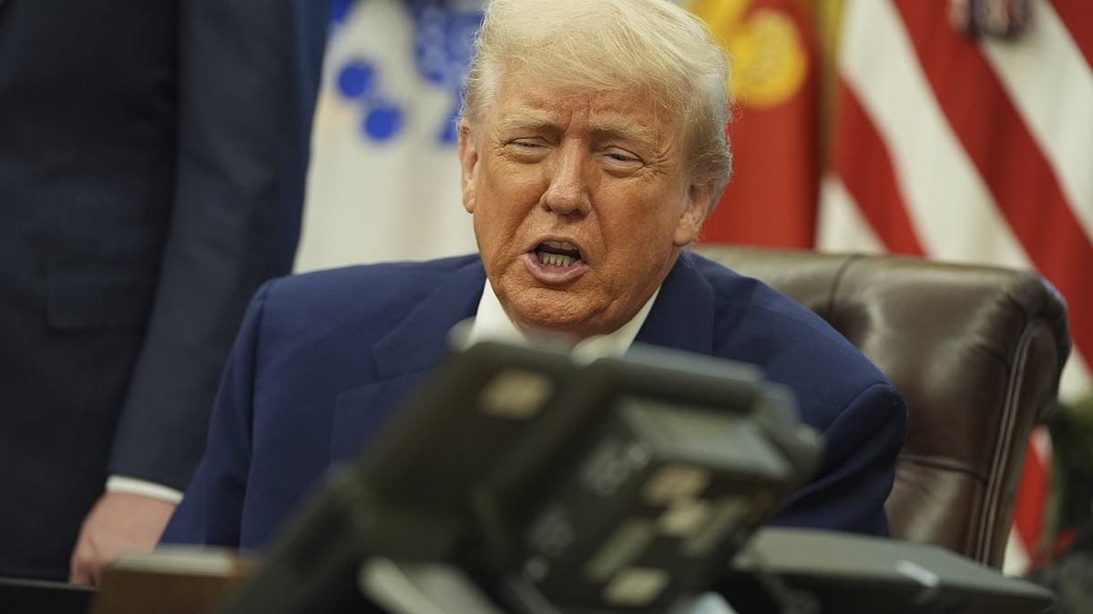 Do we have a US trade deal or not? Business Secretary meets Trump officials amid fears there is STILL no timetable for terms to be finalised [Video]