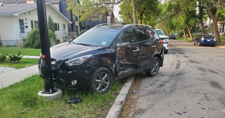 Cube van leaves trail of damaged vehicle destruction in central Edmonton – Edmonton [Video]