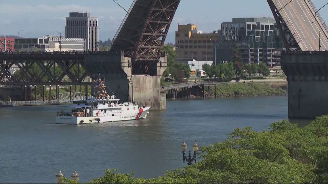 Rose Festival’s Fleet Week ships to arrive in Portland, causing bridge lifts [Video]