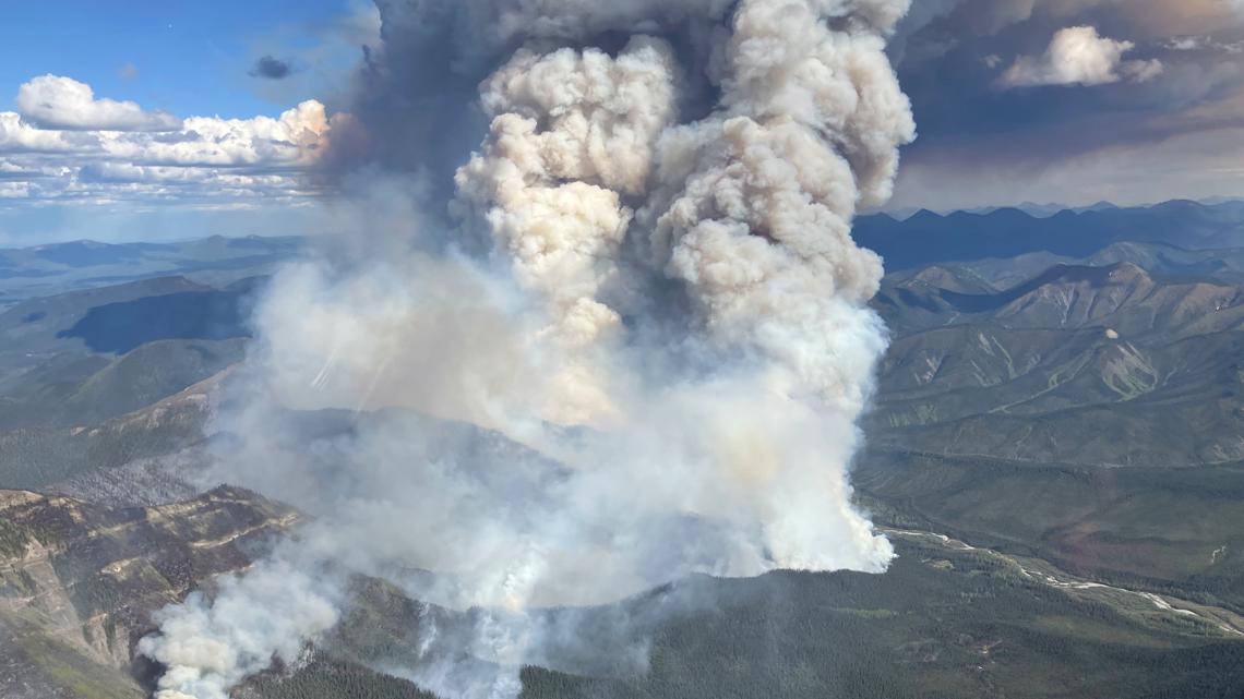 Poor air quality hits Midwest from Canadian wildfires [Video]