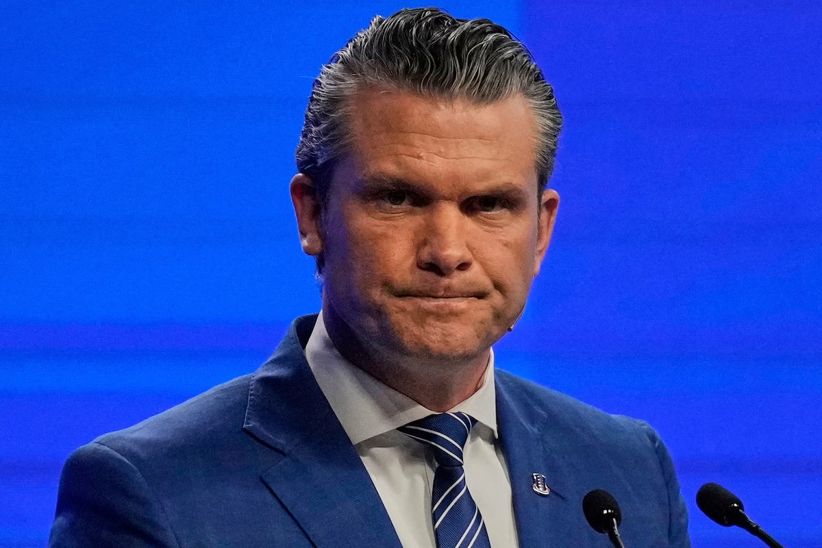 Officials meet to drum up arms and ammunition for Ukraine, Hegseth not in attendance [Video]