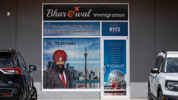 Surrey, B.C., immigration consultancy firm still operating after owner’s licence revoked [Video]