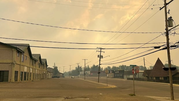 Here’s how wildfire smoke exposure can impact your health [Video]