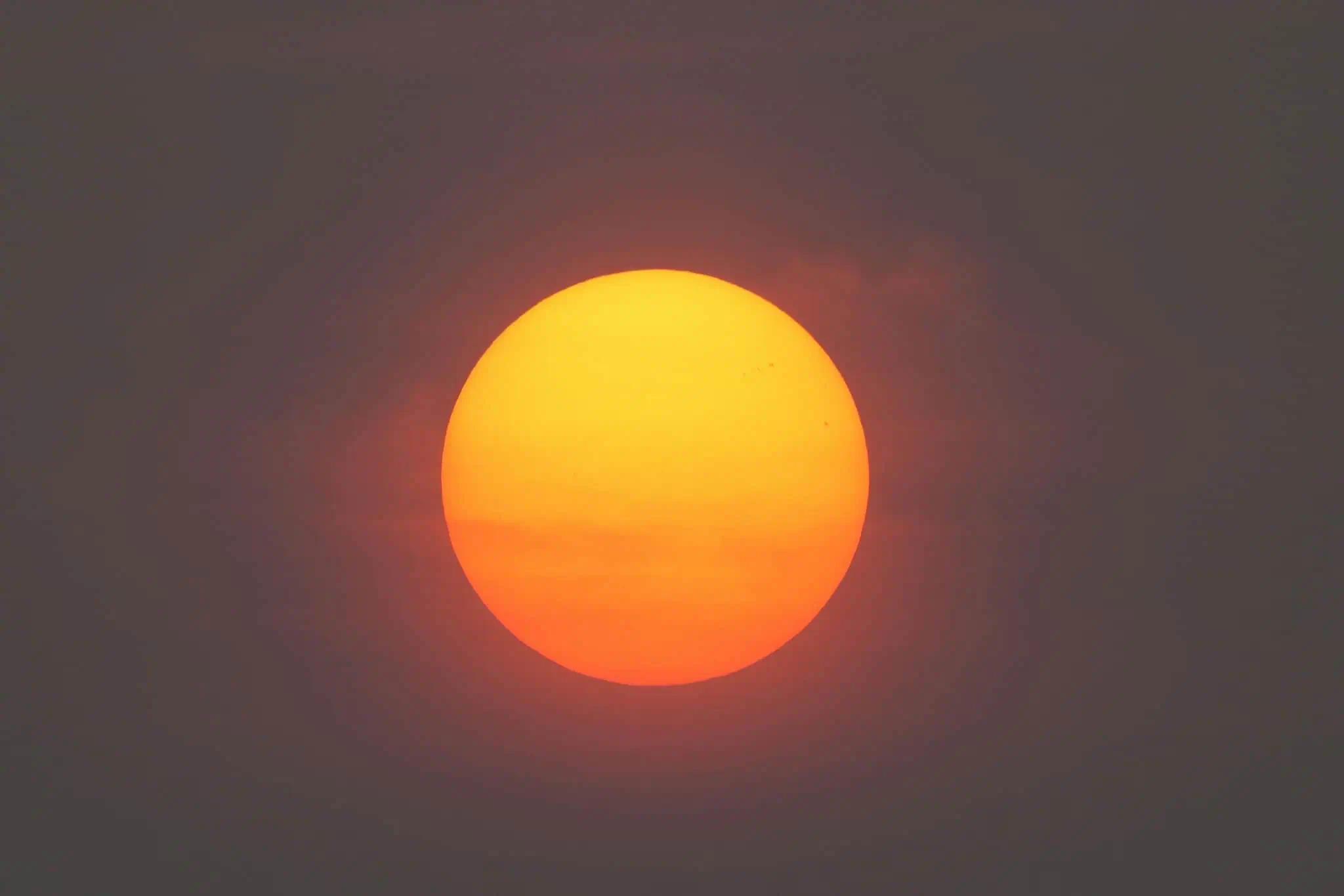 Special air quality statement issued for wildfire smoke drifting into southern Ontario [Video]