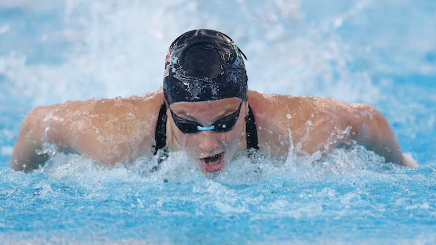Blossoming superstars ready to take centre stage at Canadian swimming trials in Victoria [Video]