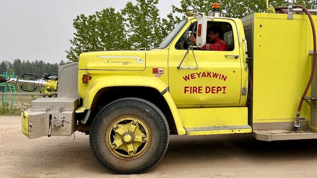 ‘We’re keeping a couple bags packed’: Weyakwin, Sask., residents start returning after evac order lifted [Video]