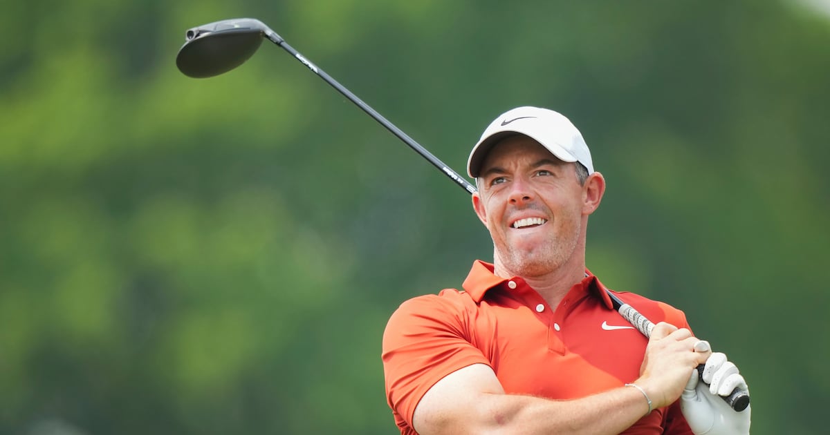 McIlroy tumbles out of Canadian Open with a 78. Champ takes 2-shot lead into the weekend  Boston 25 News [Video]