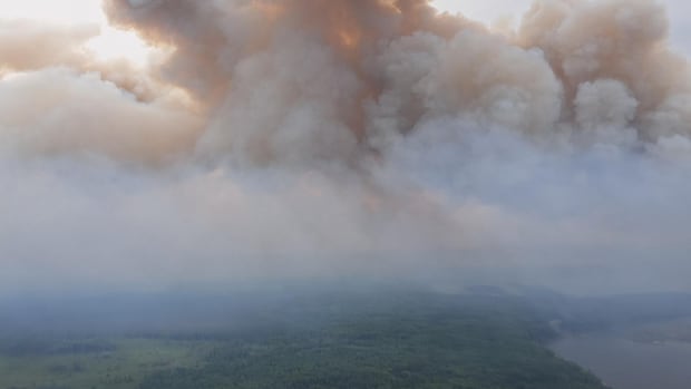 B.C. wildfire fighters experience slight reprieve, but more wind on horizon [Video]