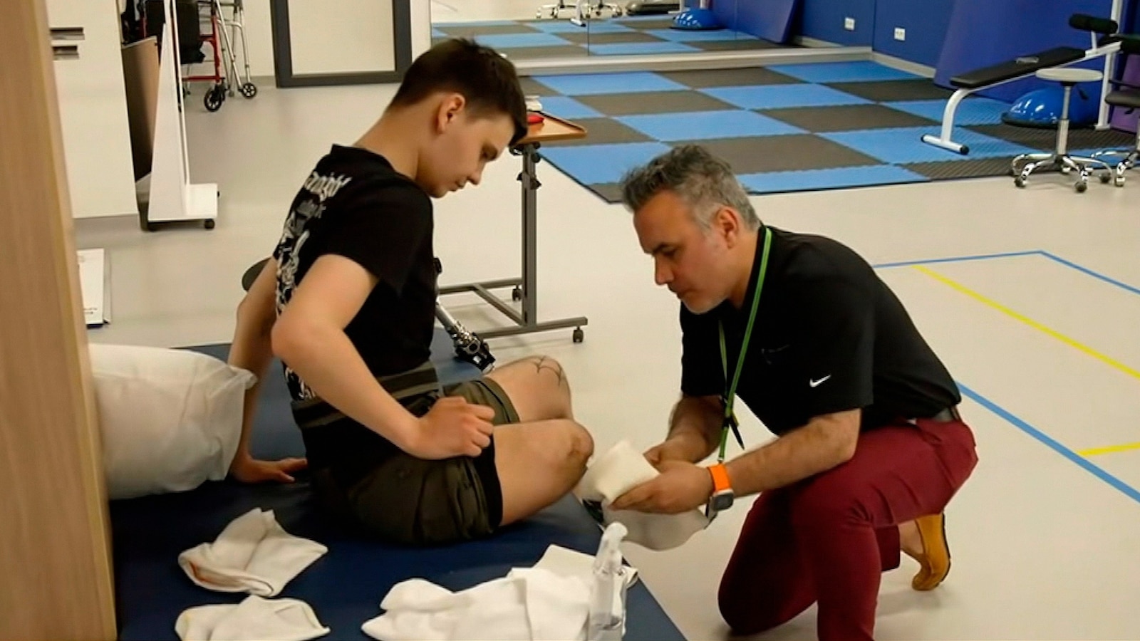 American-run rehab center in Kyiv providing veterans with prosthetic limbs and jobs [Video]