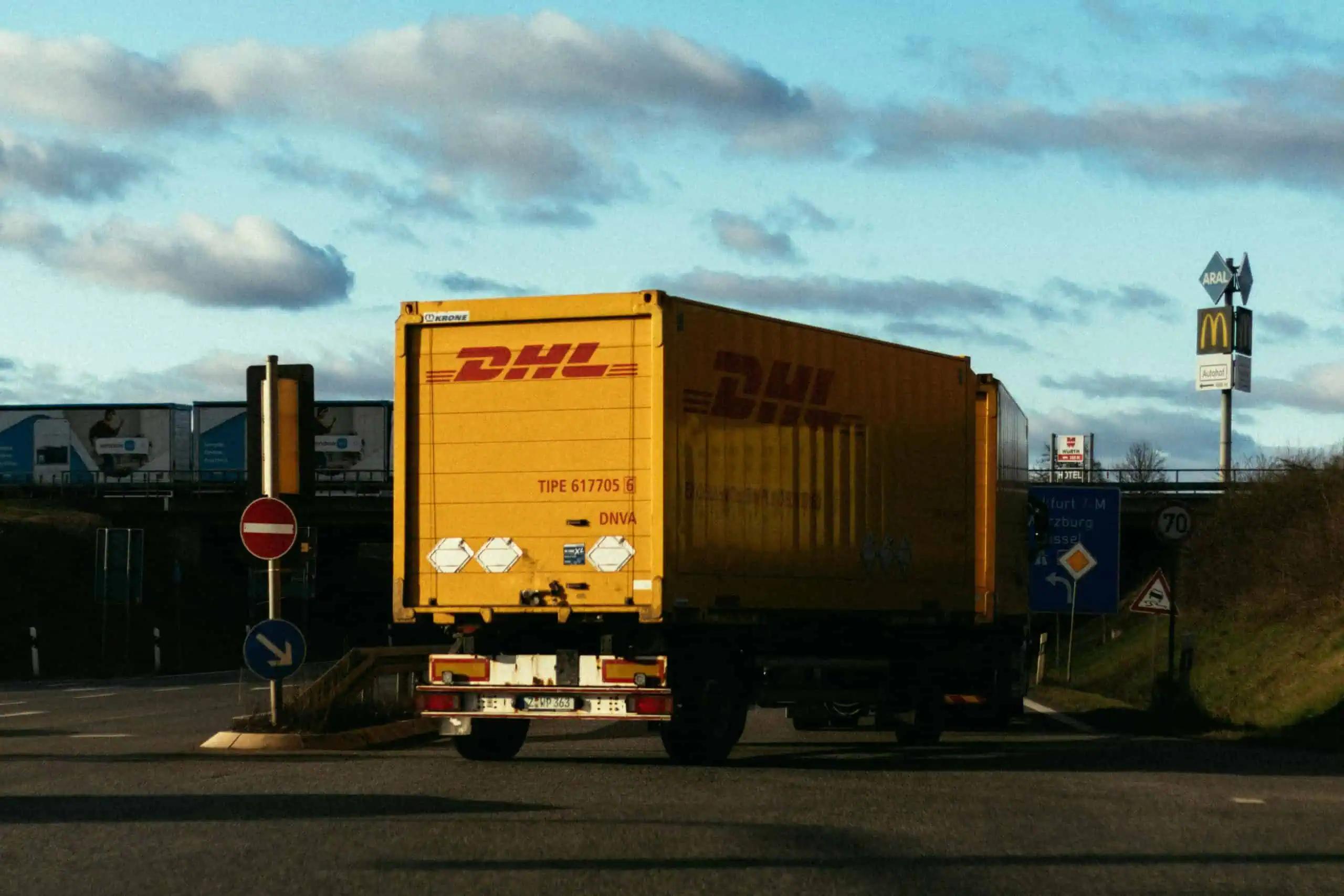 DHL locks out 2,100 workers across Canada, union responds with strike [Video]