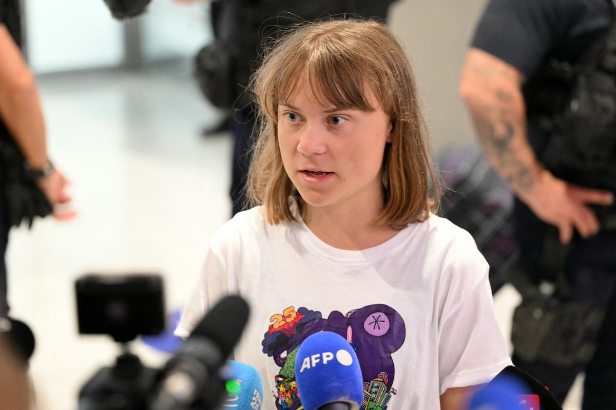 Israel deports Greta Thunberg after military seizure of Gaza-bound aid ship she was on [Video]