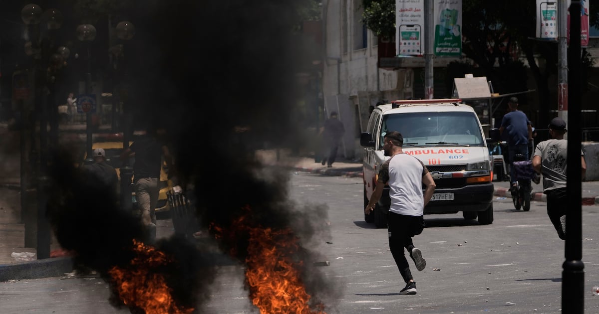 Israeli ministers sanctioned by UK and other countries over West Bank incitement  WSOC TV [Video]