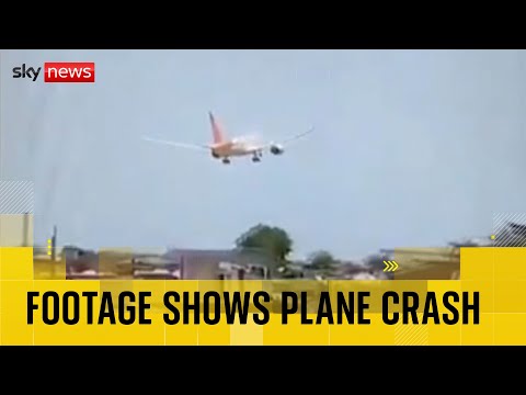 Breaking: Dreamliner Crashes And Explodes On Route To Gatwick  242 On Board [Video]  2oceansvibe News