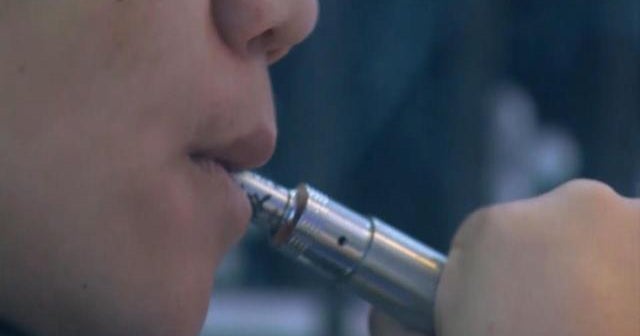 Another illness could be linked to vaping as another e-cigarette death is announced [Video]
