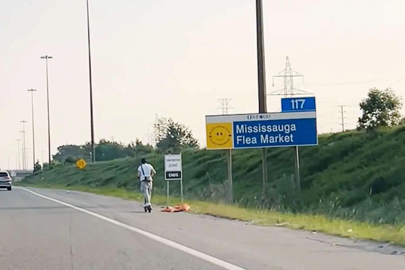 VIDEO: E-scooter rider spotted on Highway 403 in Mississauga [Video]