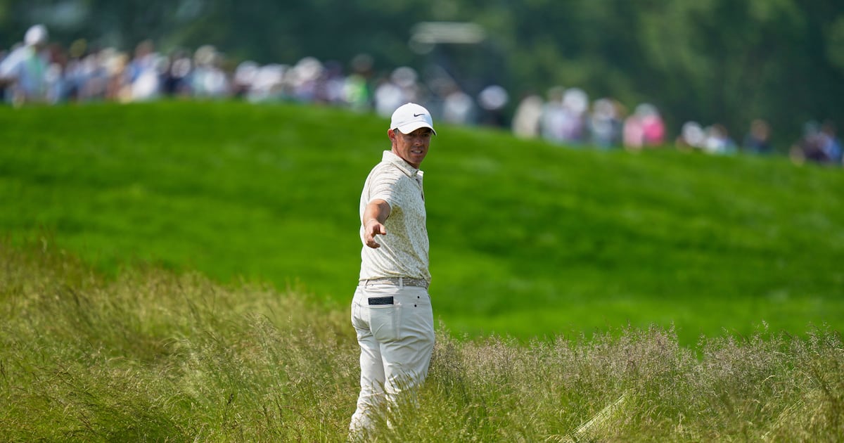 Slumping Rory McIlroy fails to take advantage of a bright start at Oakmont, shoots 74 in first round  WSOC TV [Video]