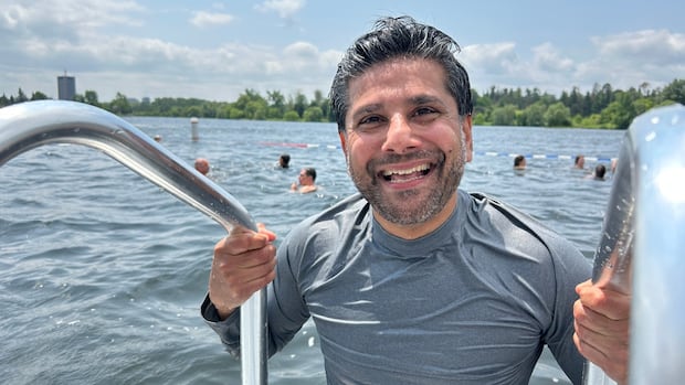 Swimming now allowed at new Dows Lake dock [Video]